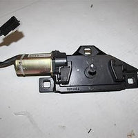 BMW  E65 E66 745I REAR CENTER MIDDLE TRUNK LID LATCH LOCK MOTOR MODULE 7014872