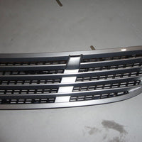 2003 MERCEDES BENZ W220 S500 S430 HOOD GRILLE SLIVER W/ WASHER NOZZEL & SENSOR - BIGGSMOTORING.COM